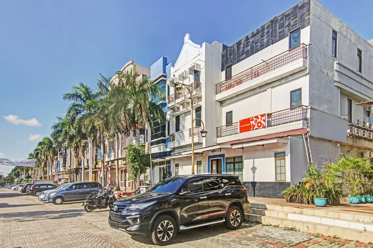 Super OYO 90422 Mall Of Indonesia Jakarta Utara